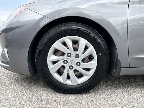 Used 2019 Hyundai Elantra SE w/ Cargo Package image 20