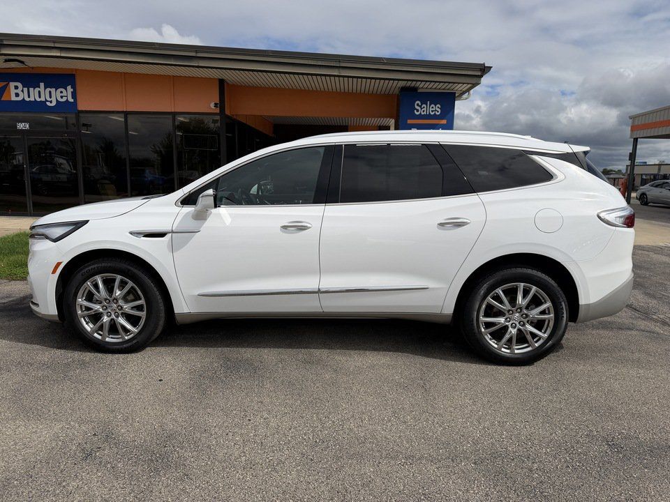Used 2024 Buick Enclave Premium w/ Experience Buick Package AWD/4WD image 2