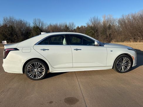 Certified 2021 Cadillac CT4 Premium Luxury image 5