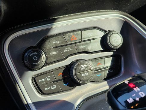 Used 2020 Dodge Challenger GT w/ Plus Package image 32