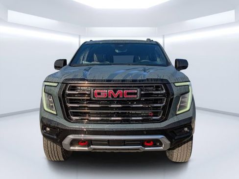 New 2026 GMC Yukon AT4 Ultimate w/ LPO, Floor Liner Package AWD/4WD image 8
