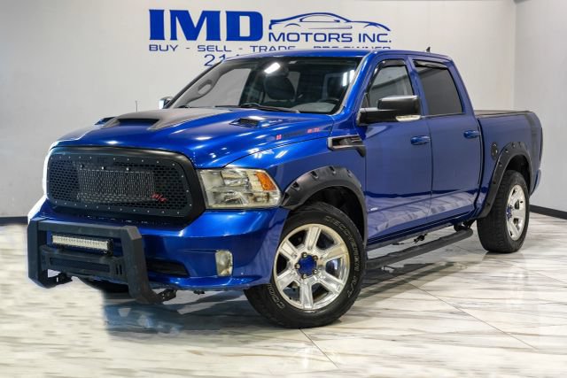 Used 2015 RAM 1500 Express AWD/4WD image 3