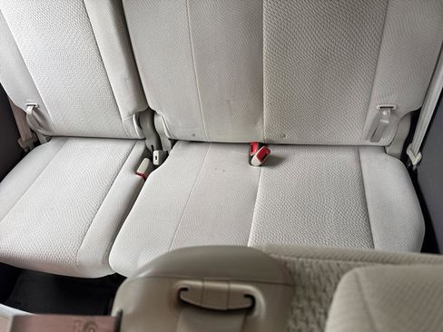 Used 2011 Toyota Sienna LE image 22