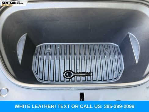 Used 2023 Tesla Model Y Performance AWD/4WD image 33