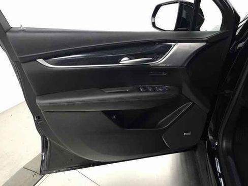 Certified 2022 Cadillac XT5 Premium Luxury w/ Technology Package image 15