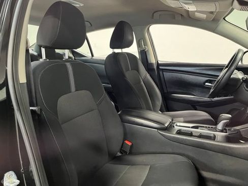 Used 2024 Nissan Sentra SV FWD image 10