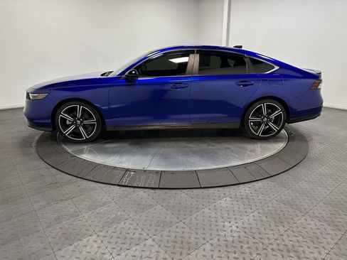 Used 2025 Honda Accord Sport image 8