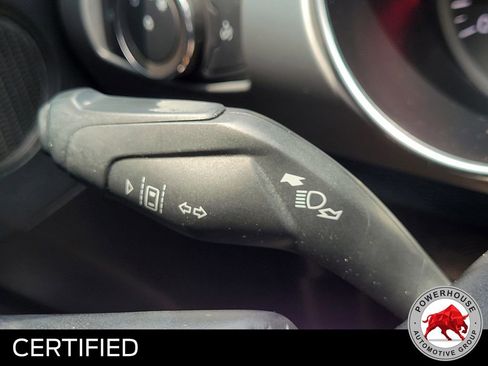 Used 2022 Ford Mustang Premium RWD image 31