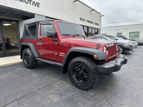 Used 2011 Jeep Wrangler Sport AWD/4WD image 4