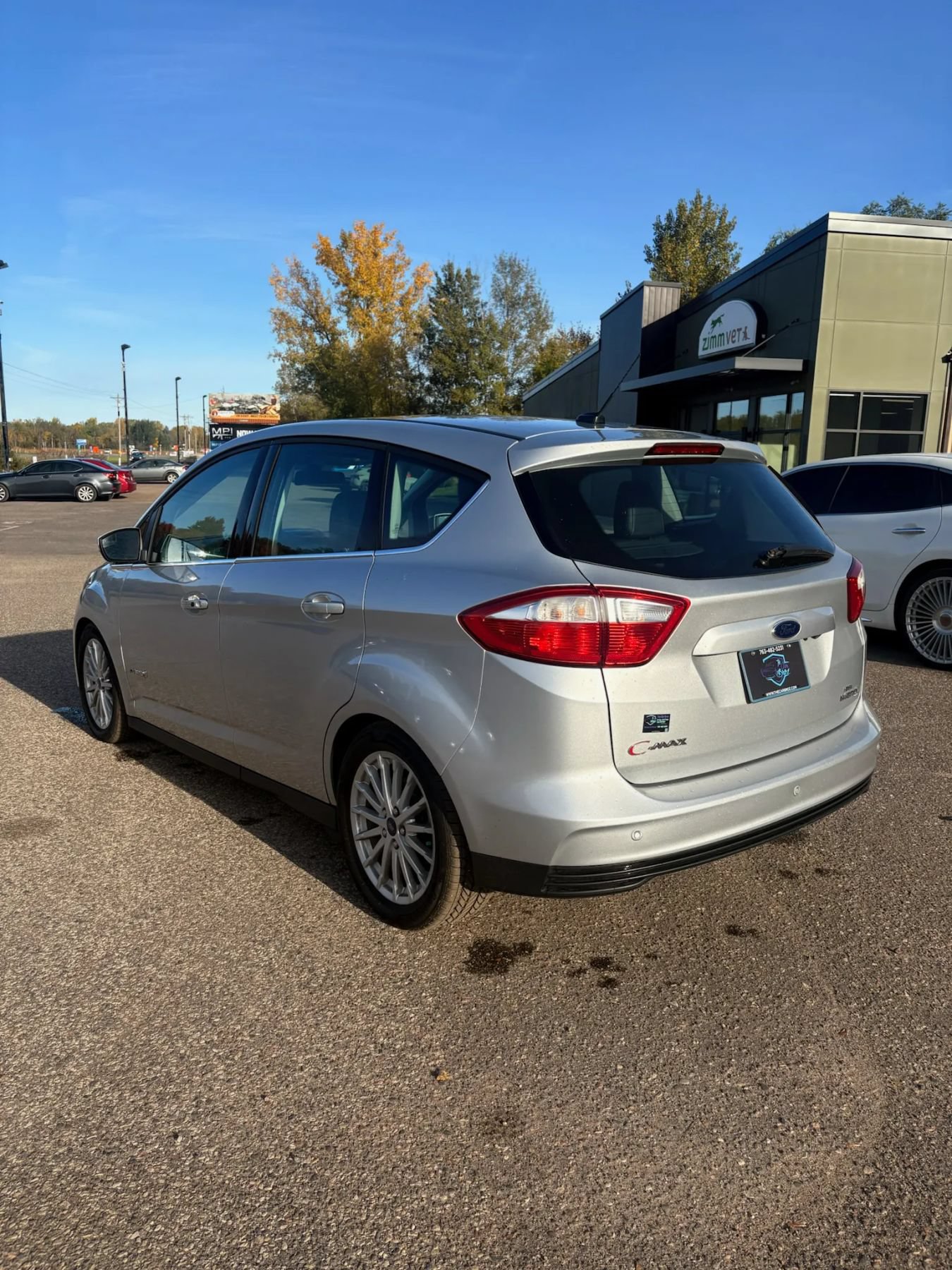 Used 2016 Ford C-MAX SEL w/ Equipment Group 302A FWD image 7