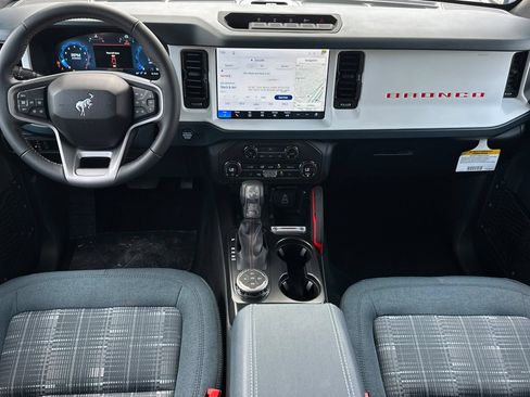 New 2026 Ford Bronco Heritage Edition AWD/4WD image 12