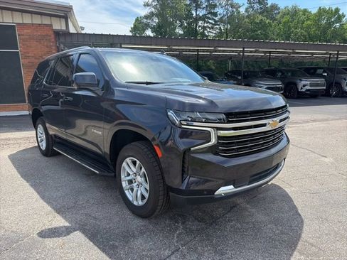 Used 2024 Chevrolet Tahoe LT RWD image 3