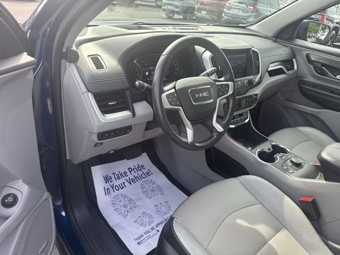 Used 2022 GMC Terrain SLT w/ Infotainment Package II AWD/4WD image 10