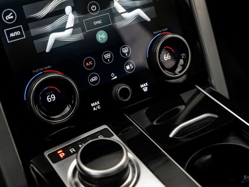 Used 2022 Land Rover Range Rover Westminster Edition image 63