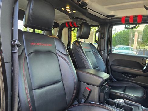 Used 2020 Jeep Gladiator Rubicon image 10