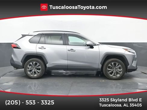 Used 2022 Toyota RAV4 XLE Premium AWD/4WD image 1
