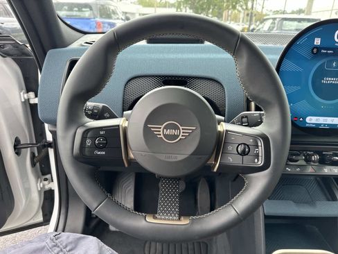 Certified 2025 MINI Cooper Countryman S w/ Comfort Package Max image 29