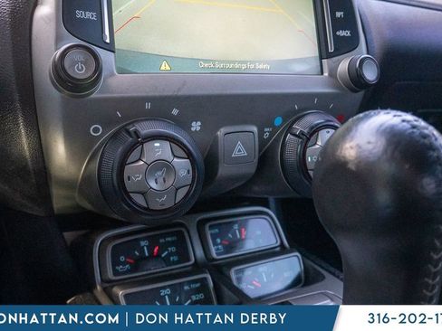 Used 2015 Chevrolet Camaro SS RWD image 9