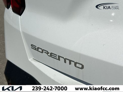 New 2026 Kia Sorento S FWD image 10