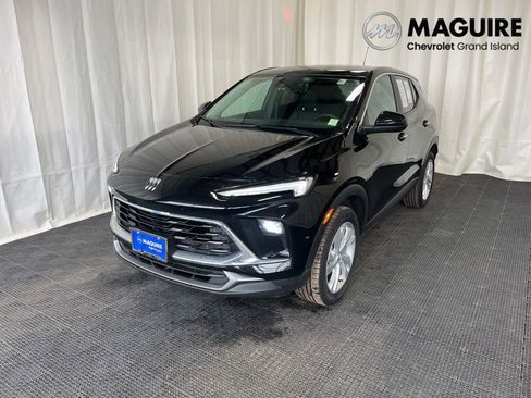 Used 2024 Buick Encore GX Preferred w/ Comfort Package image 1