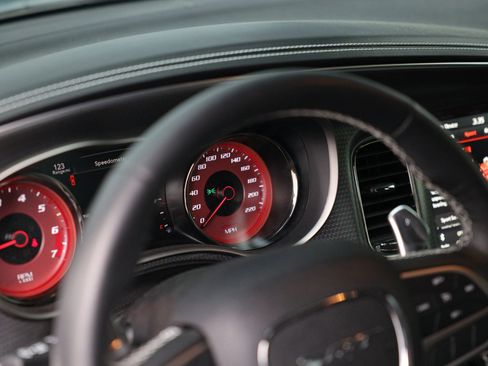 Used 2021 Dodge Charger SRT Hellcat RWD image 21