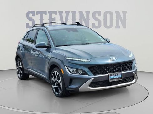 Used 2022 Hyundai Kona Limited AWD/4WD image 4