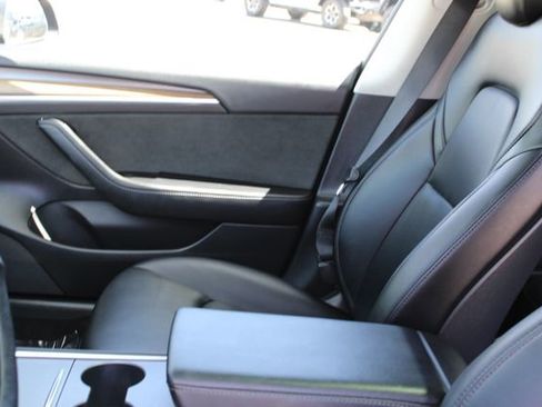 Used 2022 Tesla Model 3 Long Range AWD/4WD image 23