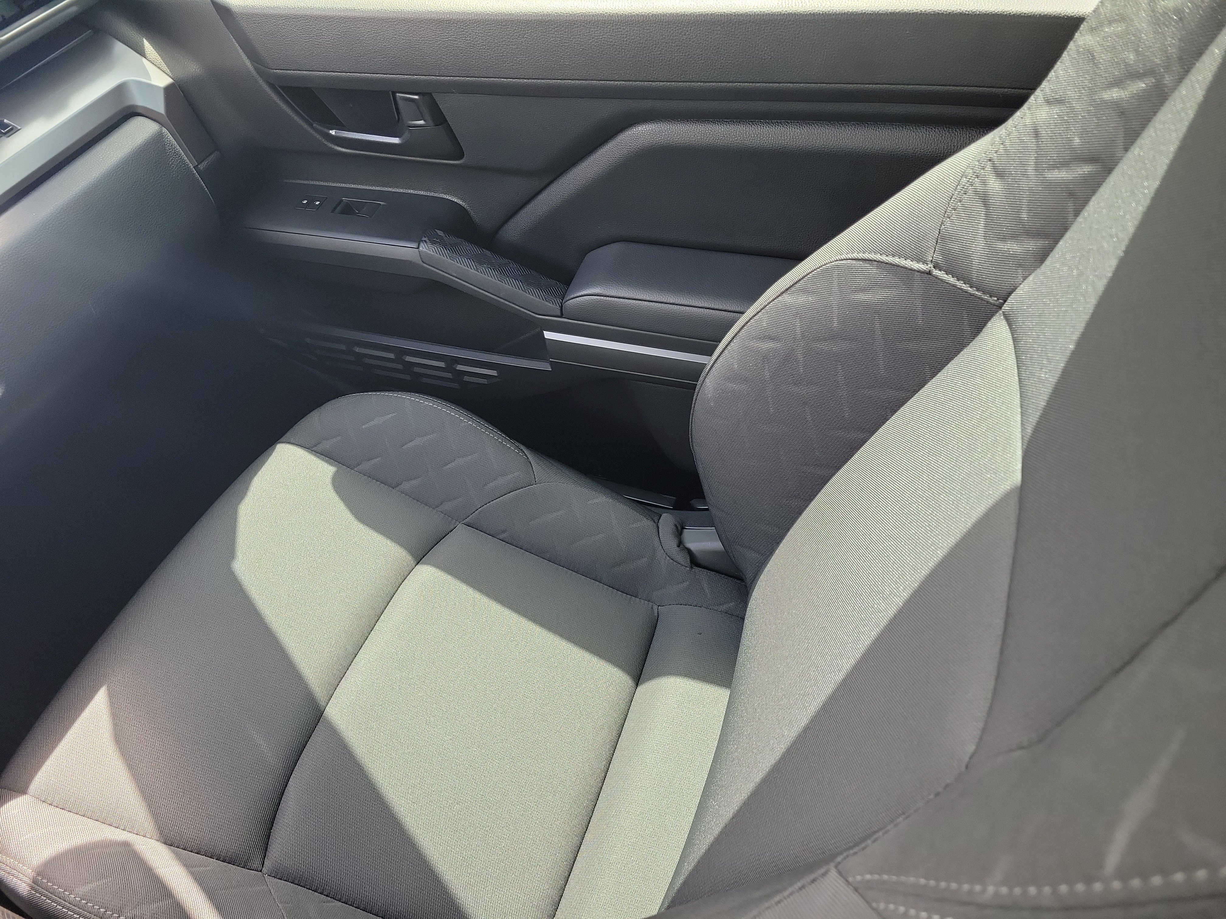 Used 2024 Toyota Tacoma SR5 RWD image 18