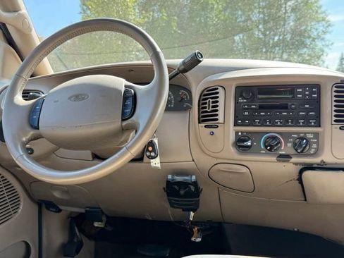 Used 2001 Ford F150 Lariat RWD image 20