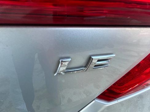 Used 2014 Toyota Camry LE image 10