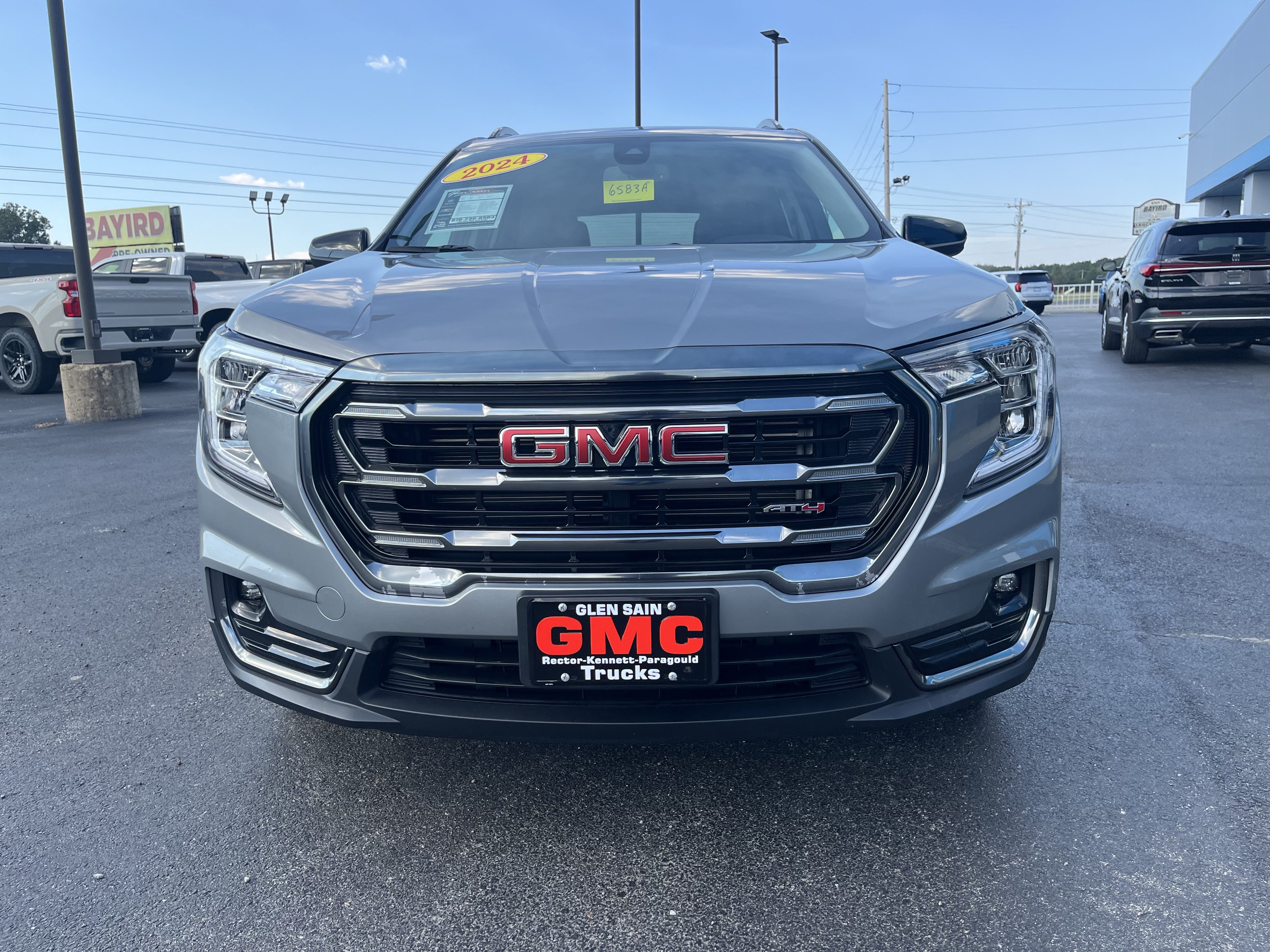 Used 2024 GMC Terrain AT4 AWD/4WD image 10