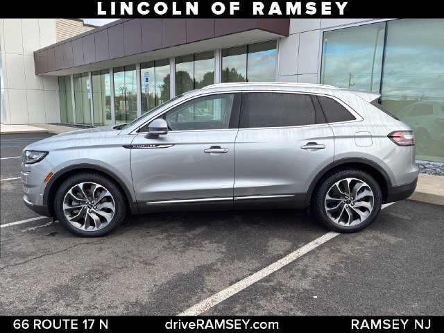 Certified 2023 Lincoln Nautilus Reserve w/ Equipment Group 201A AWD/4WD image 2