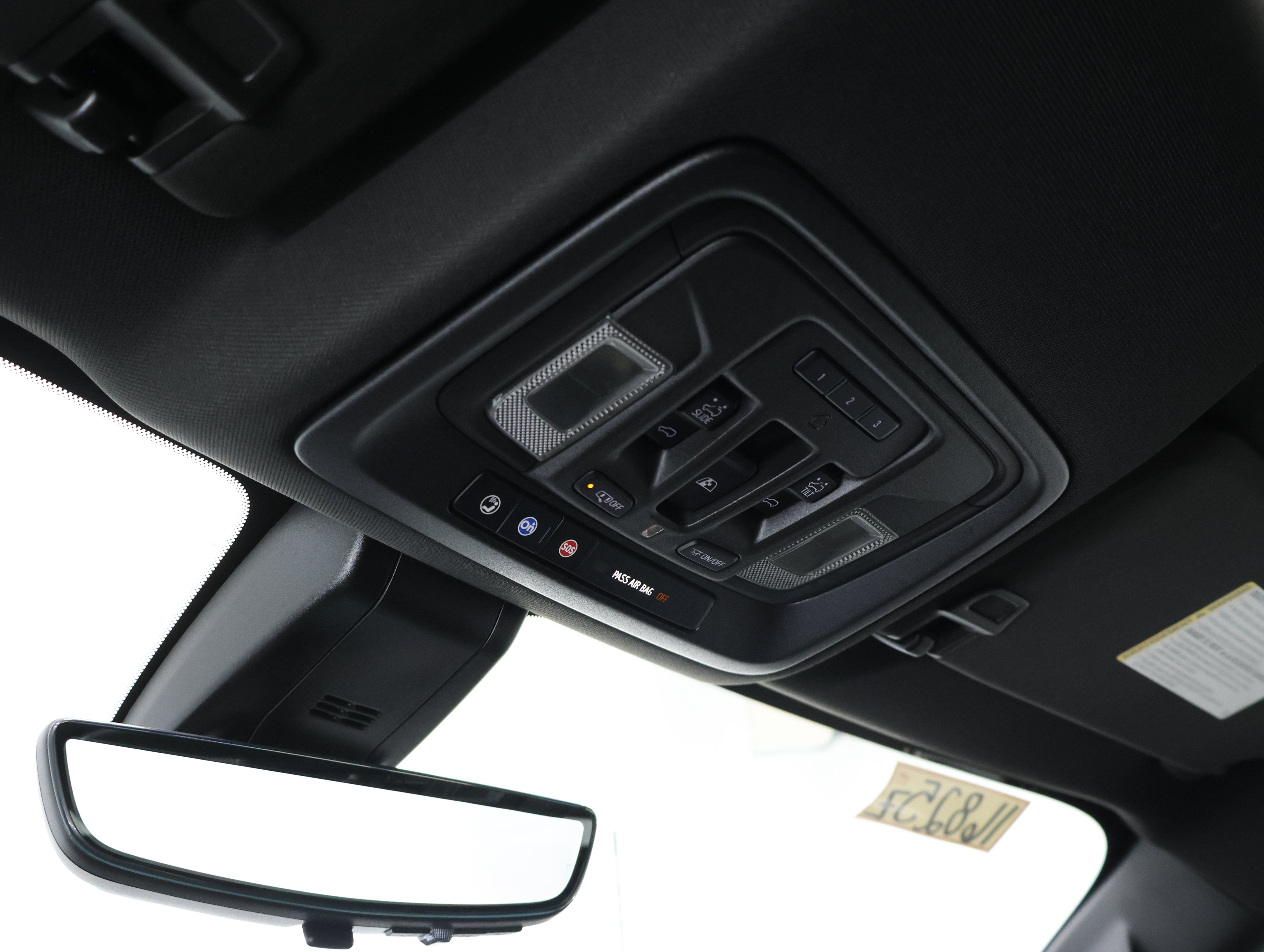 Used 2022 Chevrolet Silverado 3500 High Country w/ Snow Plow Prep/Camper Package AWD/4WD image 12