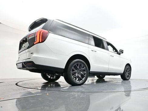 New 2025 Ford Expedition Max Platinum w/ Stealth Performance Package image 35