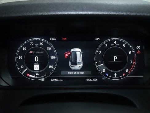 Certified 2019 Land Rover Range Rover Velar R-Dynamic SE AWD/4WD image 21