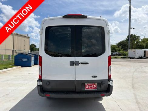 Used 2018 Ford Transit 250 148 Medium Roof RWD image 6