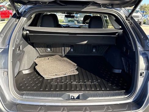 Certified 2025 Subaru Outback Limited image 13