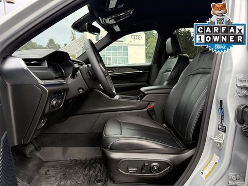 Used 2024 Jeep Grand Cherokee Overland w/ Trailer Tow Package image 12