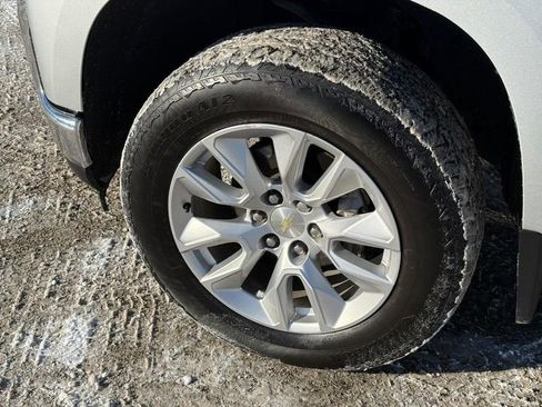 Used 2020 Chevrolet Silverado 1500 LT image 10