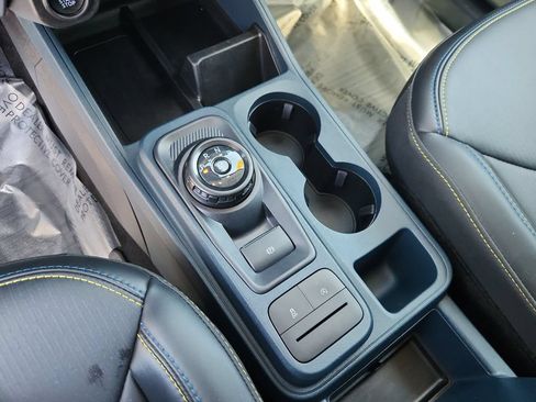 Used 2025 Ford Maverick Lobo AWD/4WD image 24