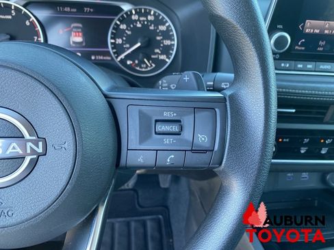 Used 2023 Nissan Rogue S FWD image 35