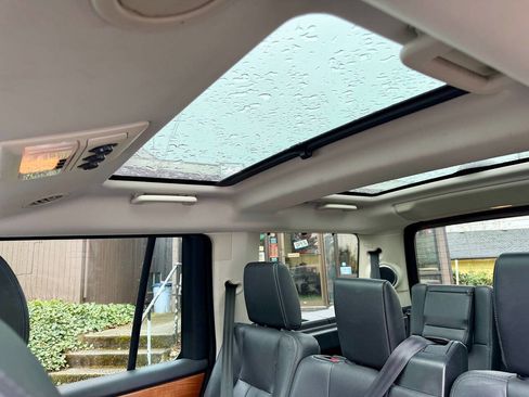 Used 2013 Land Rover LR4 HSE image 27