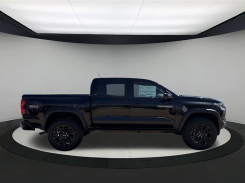 New 2026 Chevrolet Colorado Trail Boss AWD/4WD image 5