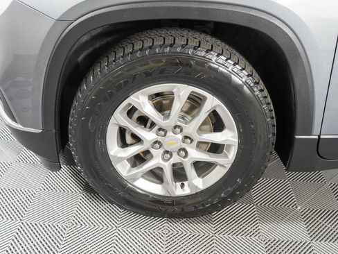 Used 2019 Chevrolet Traverse LT AWD/4WD image 25