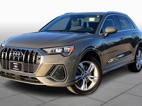 Used 2020 Audi Q3 2.0T Premium w/ Convenience Package image 34