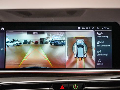 Used 2021 BMW X5 sDrive40i w/ Premium Package RWD image 26