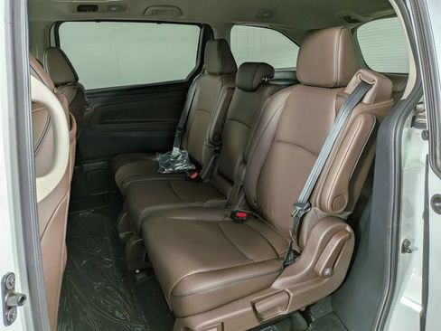 New 2026 Honda Odyssey Touring image 29