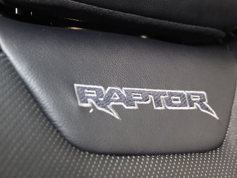 Used 2019 Ford F150 Raptor w/ Equipment Group 802A Luxury AWD/4WD image 13