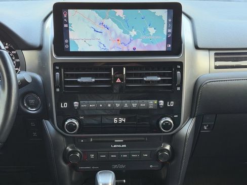 Used 2022 Lexus GX 460 Premium AWD/4WD image 13