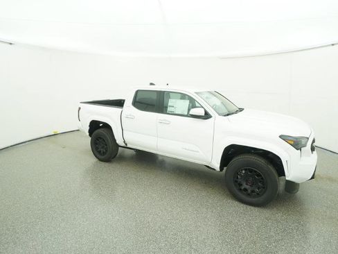 New 2025 Toyota Tacoma SR5 image 27